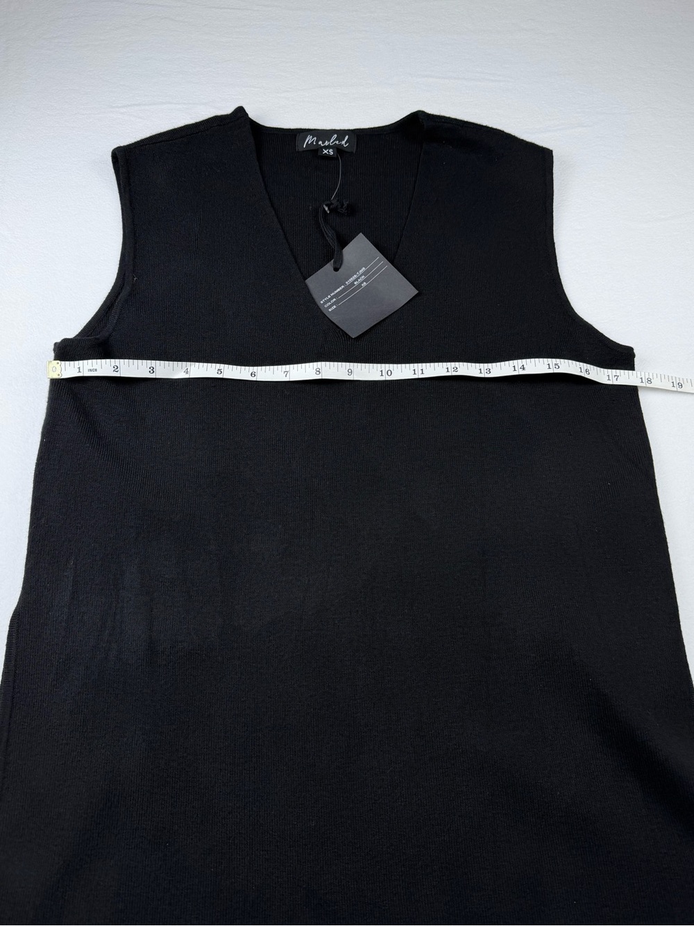 Marled Black V-Neck Sleeveless Sweater Top New With Tags Size XS - Picture 6 of 8
